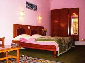 Hotel Sheraz, Srinagar 1
